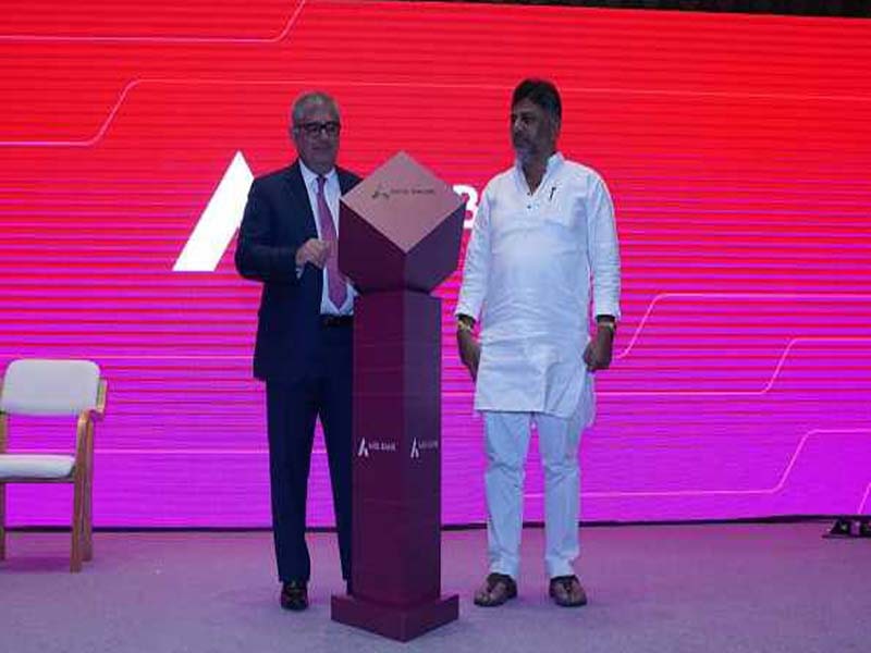 In Karnataka, Axis Bank opens 21 new branches.
