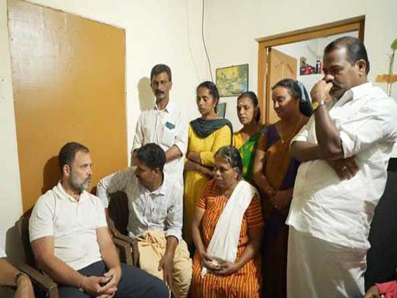 Rahul Gandhi requests that the government pay the Keralan victim who was tramped on.