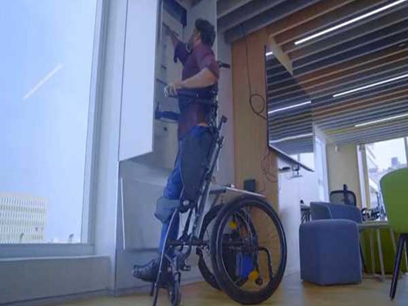 IIT-Madras creates the “NeoStand,” an Indian-made electric standing wheelchair.