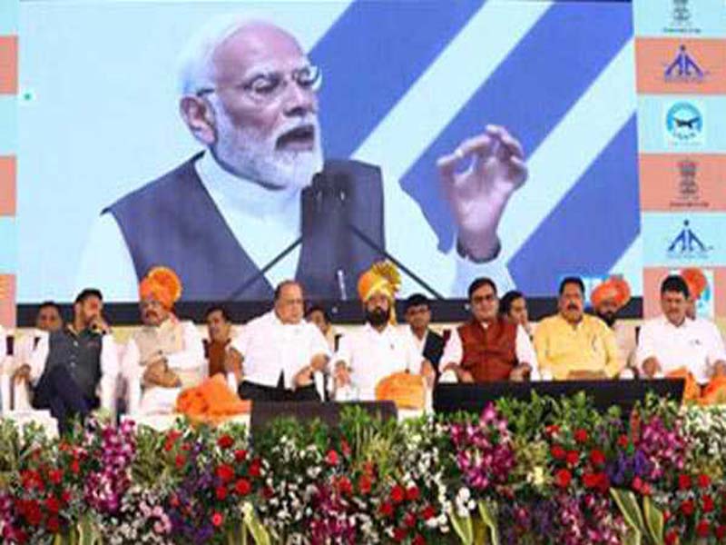 Modi opens Kolhapur Airport’s new internet terminal.