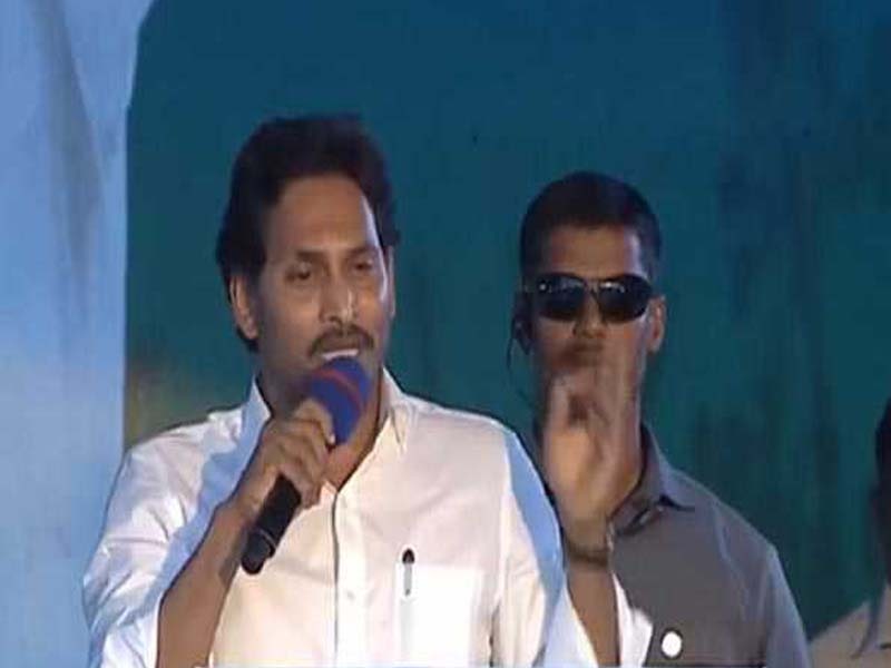 The AP CM promises to extend the “Vahana Mitra” plan to truck owners.