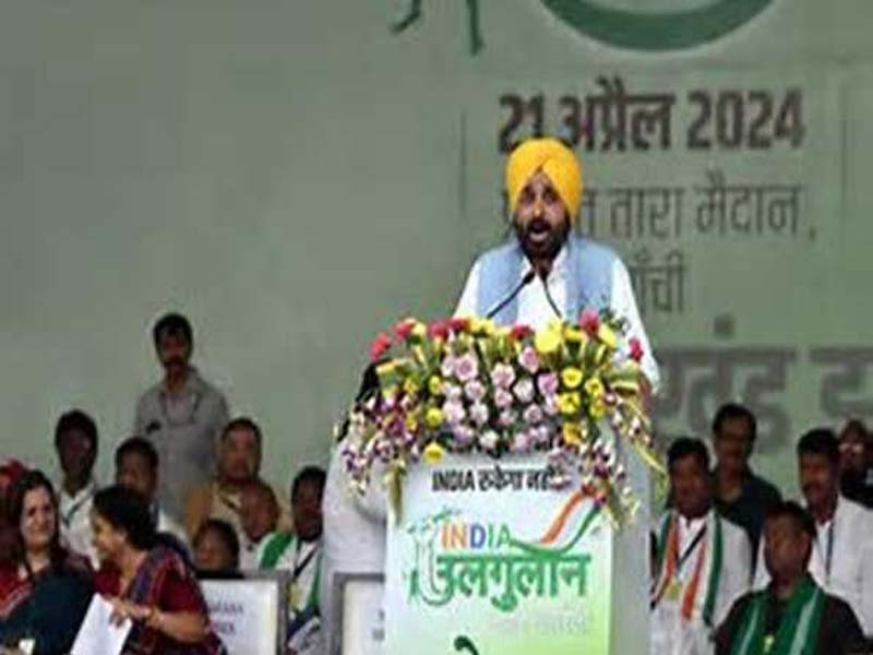 There are fights between two factions at the INDIA bloc’s Ranchi march.