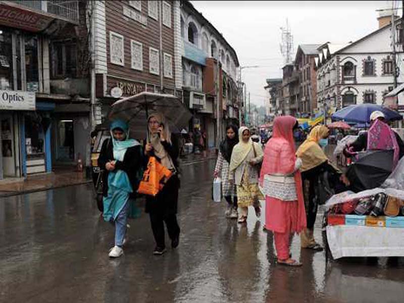 After a period of intense rain, Kashmir’s weather somewhat improves