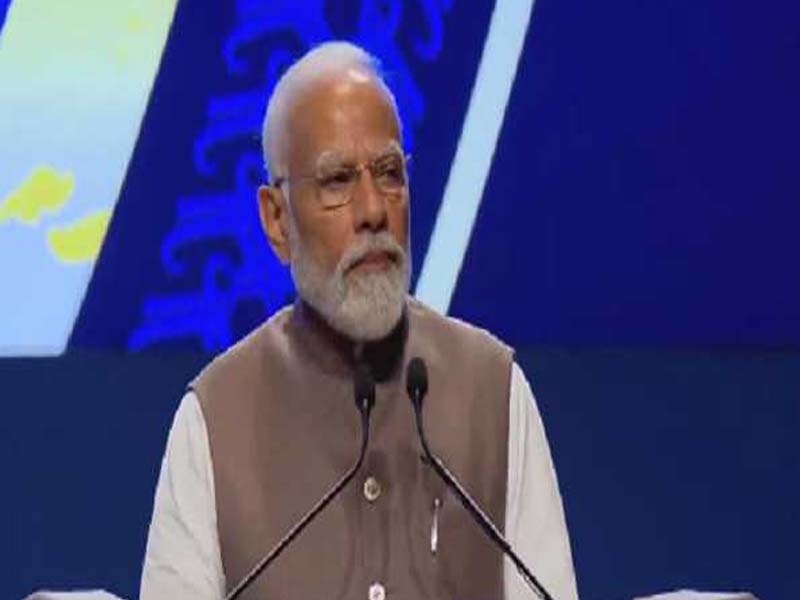 Economic independence is necessary to lessen the effects of global issues: PM