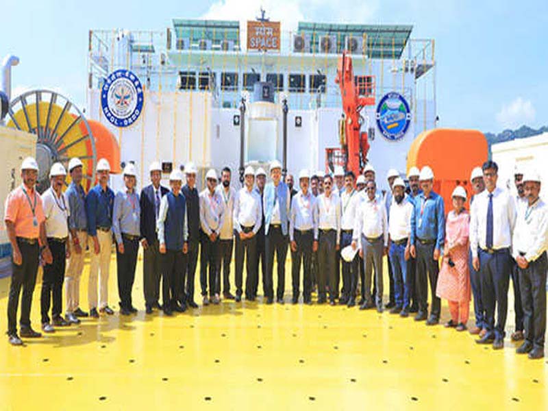 Idukki serves as the home of the Indian Navy’s sonar system SPACE testing and evaluation center.