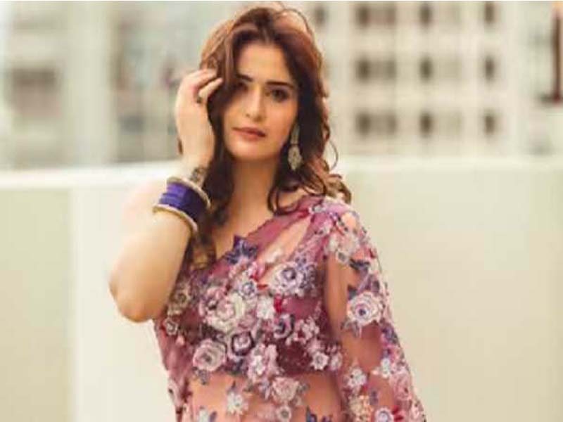 Bigg Boss 13 stardom With her most recent social media post, Arti Singh ignites engagement rumors.