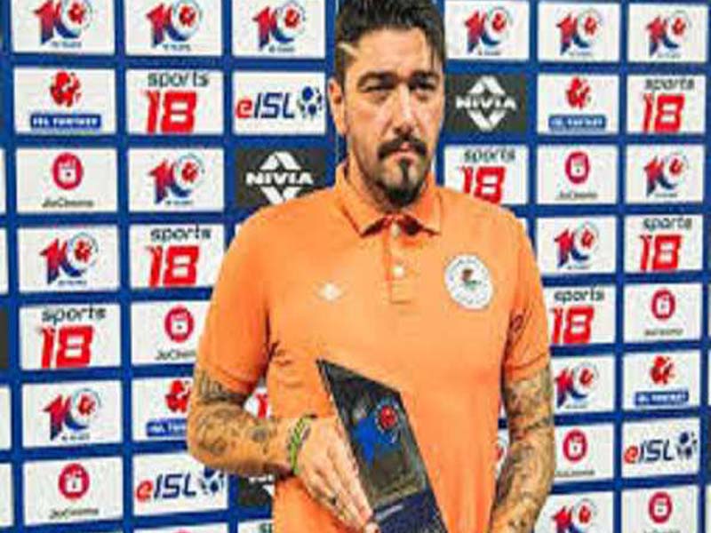 ISL: Two Player of the Month Awards in a Row for Dimitrios Petratos