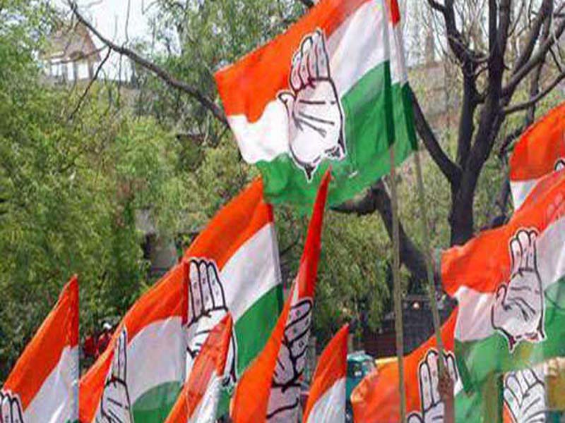 LS polls: Cong identifies three Gujarati contenders