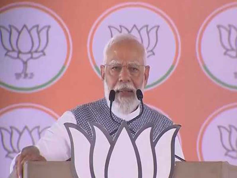 PM praises Ansaris and blasts Oppn for dumping Ram Lalla’s Pran Prathistha.