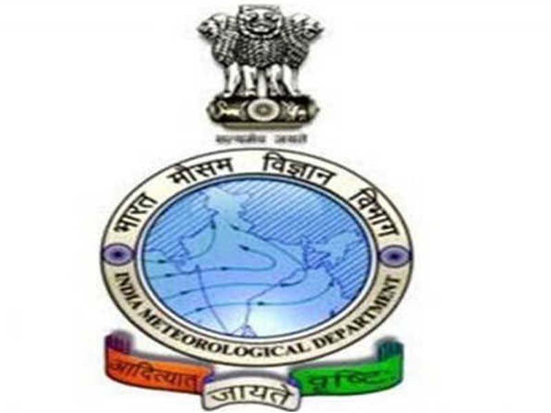 IMD predicts a heatwave throughout the southern peninsula of India through May 6.