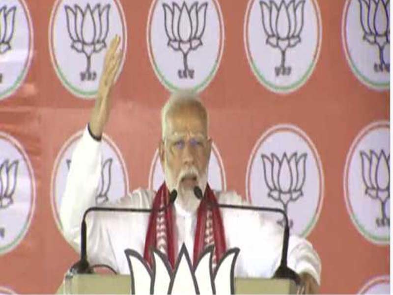 Odisha chief minister PM Modi challenges to name state districts without using paper