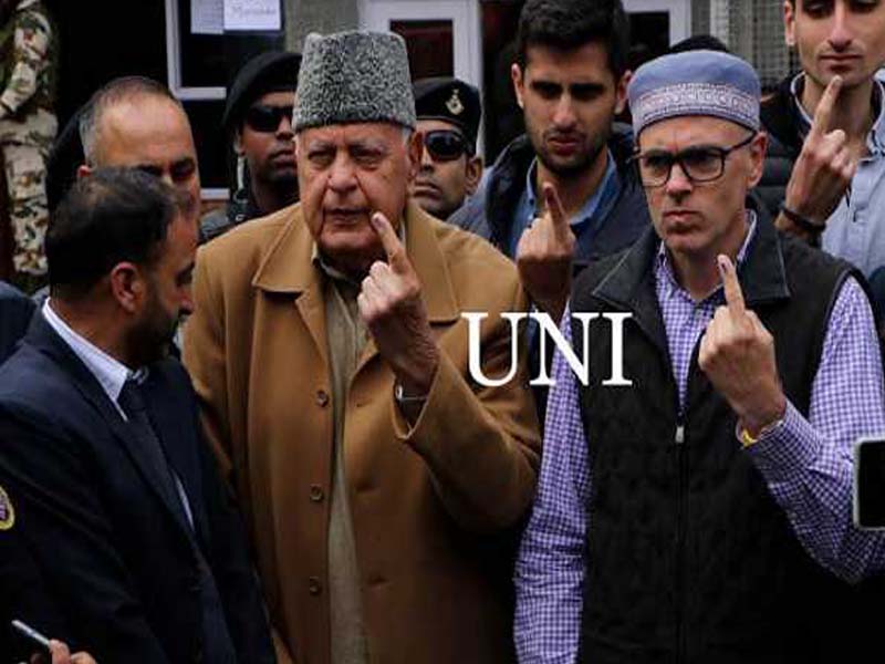 LS polls: Voting in Srinagar were Farooq and Omar