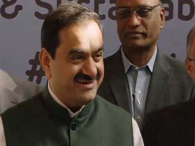 International banks provide USD 400 million to Adani Green for a 750 MW power project.