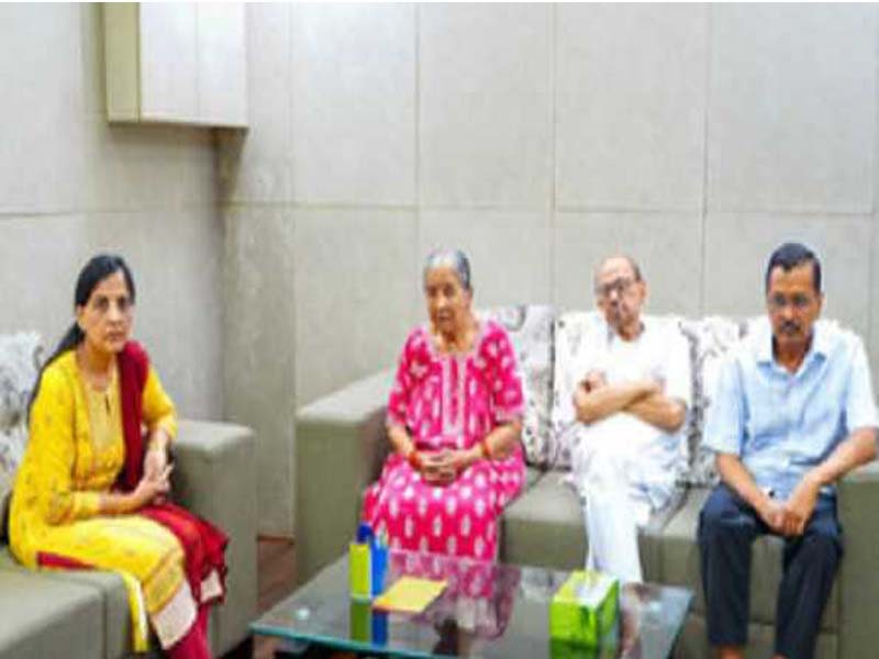 BJP goes above and beyond: AAP on Delhi Police’s intention to question Kejriwal’s parents