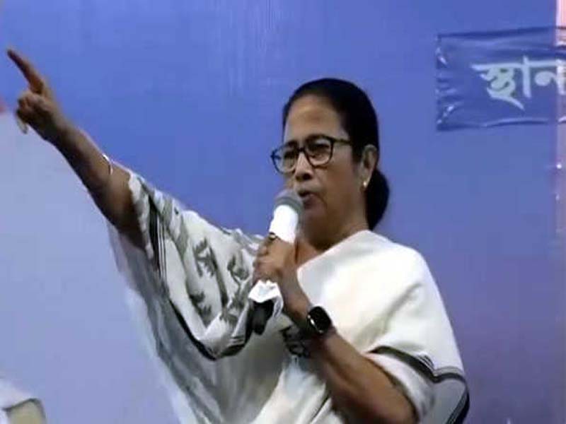 If Modi is not removed from office this time, the Constitution would collapse: Mamata