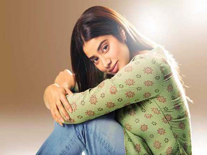 Janhvi Kapoor launches the ‘Icons’ experience for Airbnb at a family house in Chennai.