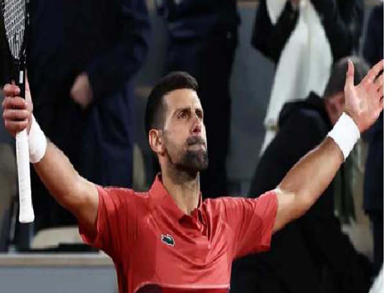 At the French Open, reigning champion Djokovic easily defeats wildcard Herbert