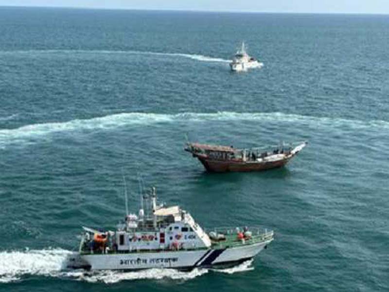 A boat carrying six Indians is detained by the ICG off the coast of Kerala.