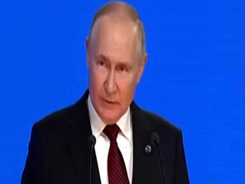 Putin refers to the US-Ukraine security accord as “bluff.”