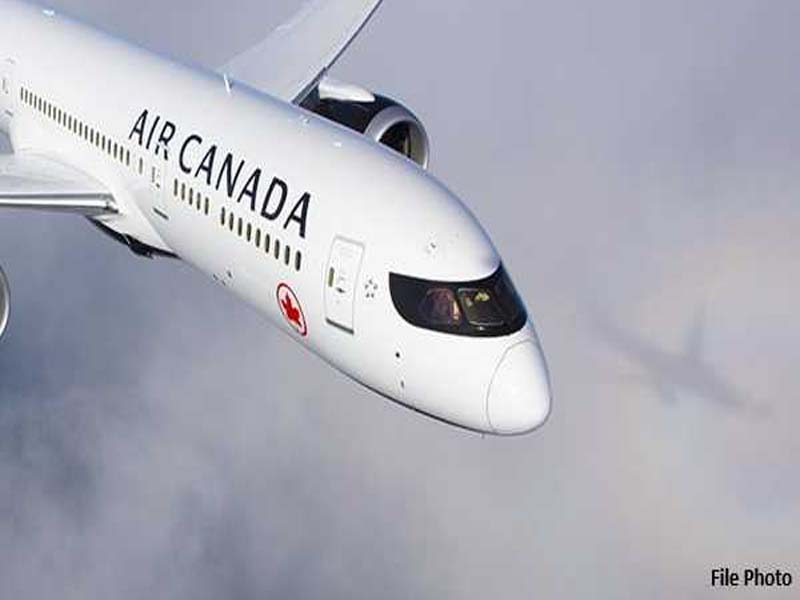 An aircraft headed for Paris made a safe return to Toronto.