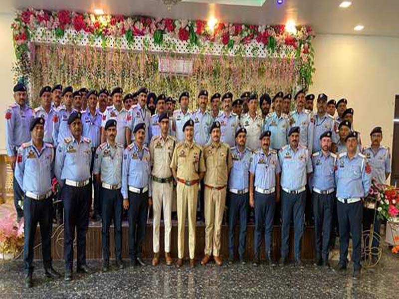 For the impending Amarnath Yatra and summer problems, top cops bolster “men in blue.”