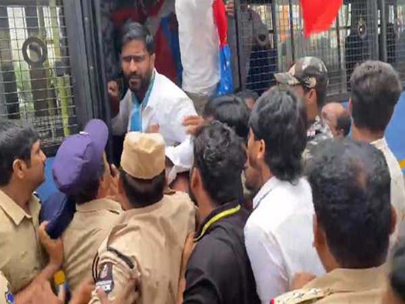 Hyderabad: Kishan Reddy’s home is under siege by student organizations