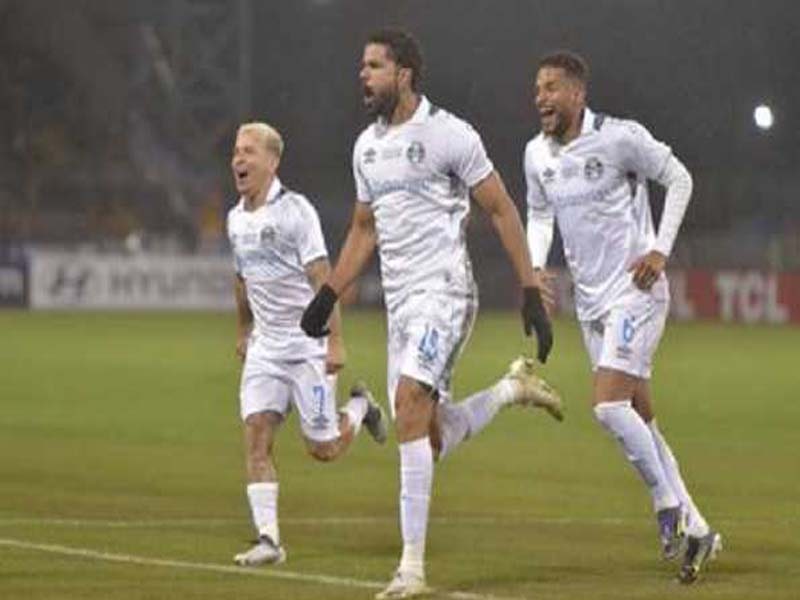 Gremio is sent to the Copa Libertadores final 16 by Costa.