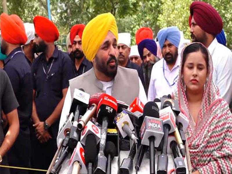 Mann: Kangna’s “Terrorism” comment was incorrect.