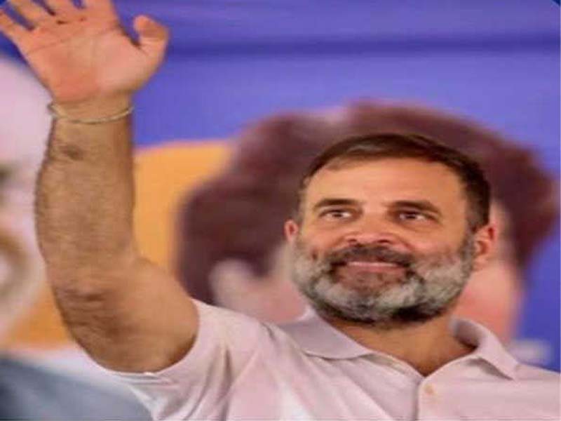 Rahul receives more than 3.64 lakh votes to win the Wayanad Lok Sabha seat.