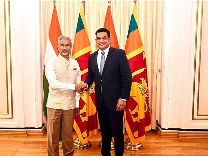 EAM meets with opposition and Tamil leaders and communicates with its equivalent in Sri Lanka.