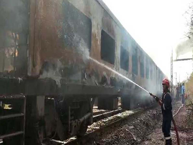 Delhi Taj Express fire: all occupants safe