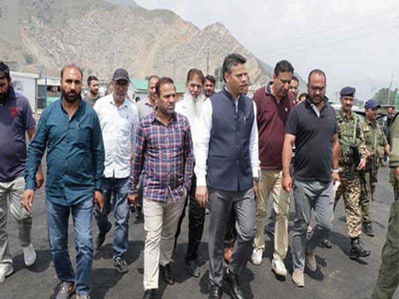 Prepared to greet pilgrims on the Shri Amarnath Yatra with great enthusiasm: DC in Srinagar