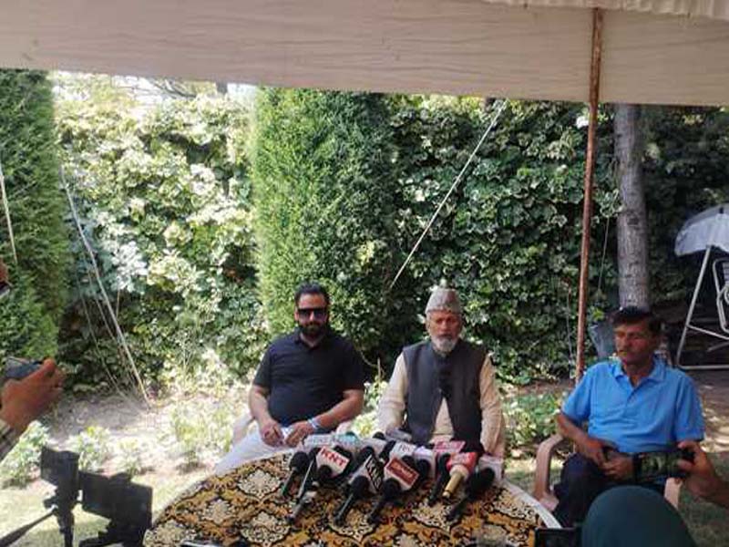 The Waqf Board lacks the power to fire him: Hazratbal Imam was ousted