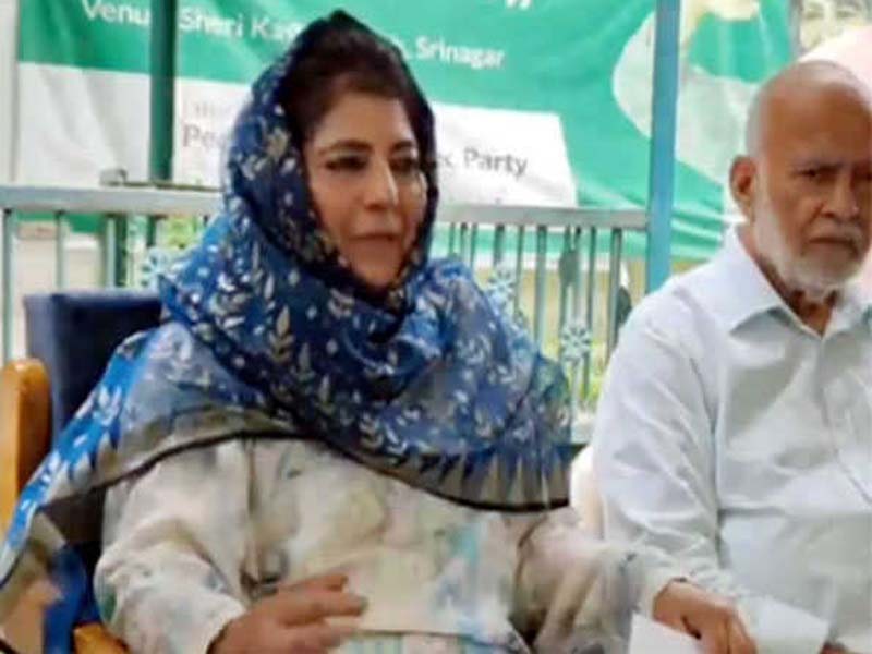 Fear mongering: Mehbooba Mufti demands the dismissal of the J&K police chief
