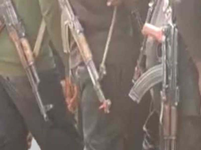Gunmen in central Nigeria kill ten people.