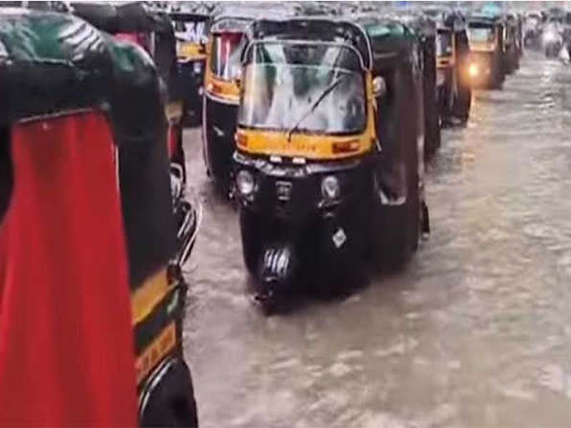 Maharashtra and Mumbai are still experiencing a lot of rain.