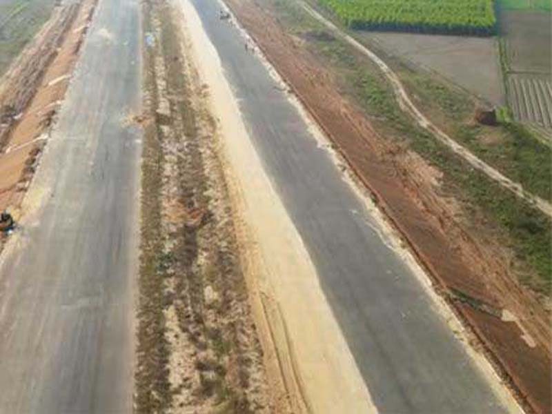 The Ganga Expressway project is almost finished; completion is anticipated by December.