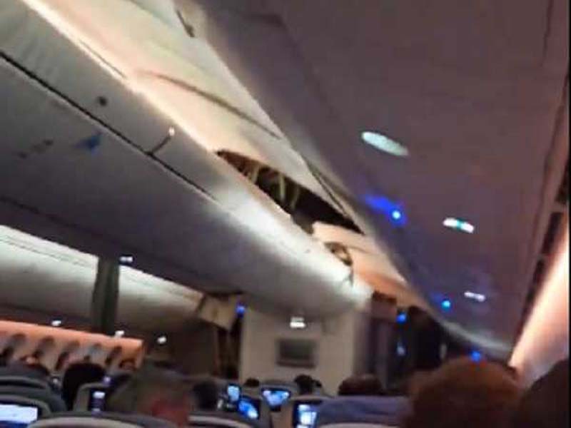 Thirty get hurt in turbulence on Air Europa.