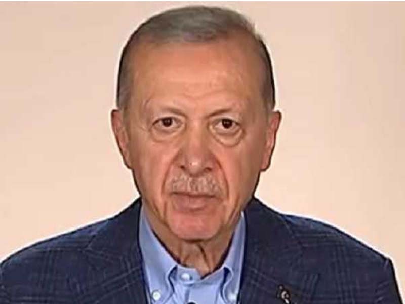 The Turkish president names new ministers of the environment and health.