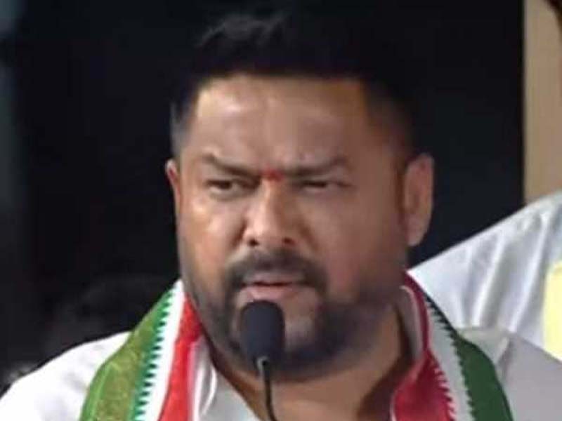 Ex-minister Nagendra is being questioned by the ED for the Valmiki Corporation fraud.