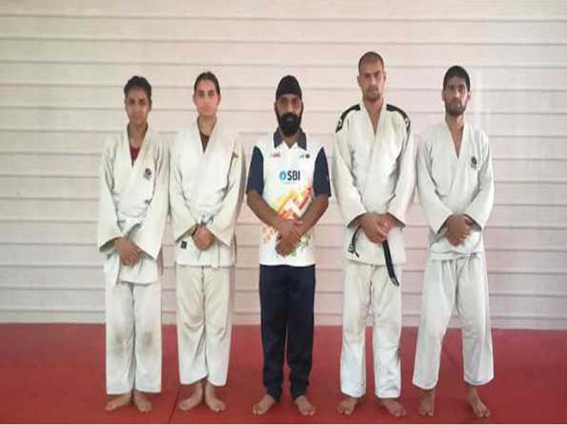 Indian deaf squad at the Asia-Pacific games in Tehran includes five judokas from J&K.