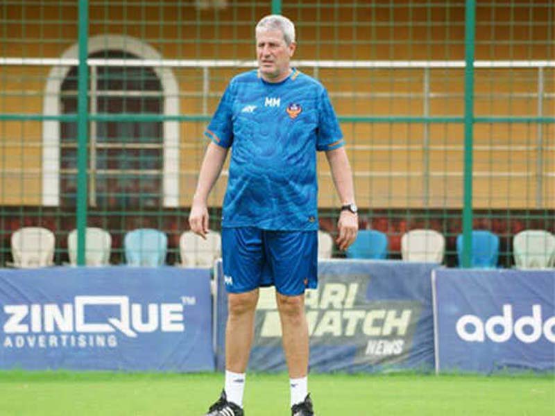 Head coach of the Indian senior men’s national football team is Manolo Marquez.
