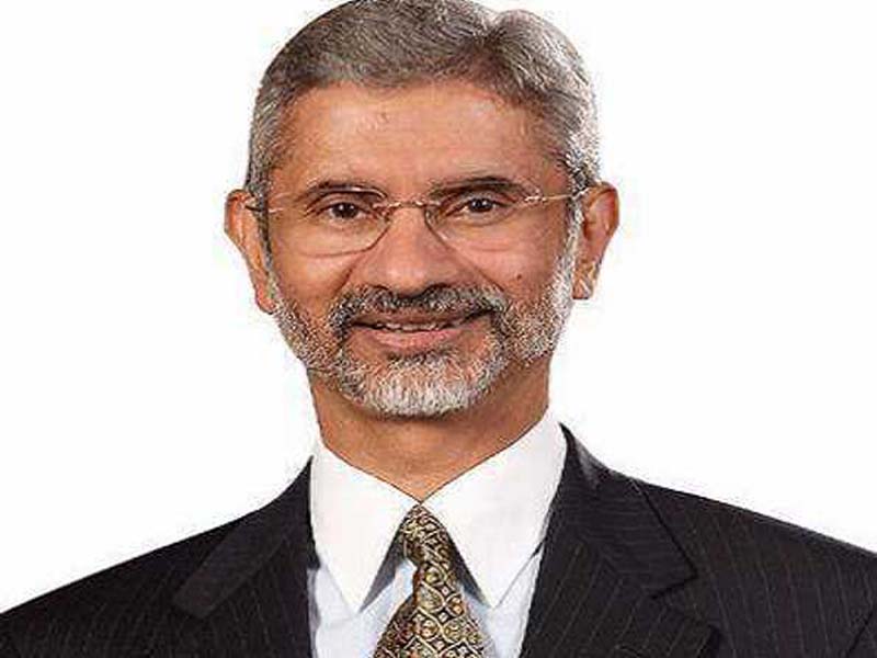 From August 9–11, EAM will travel to the Maldives to meet with counterpart Moosa Zameer.