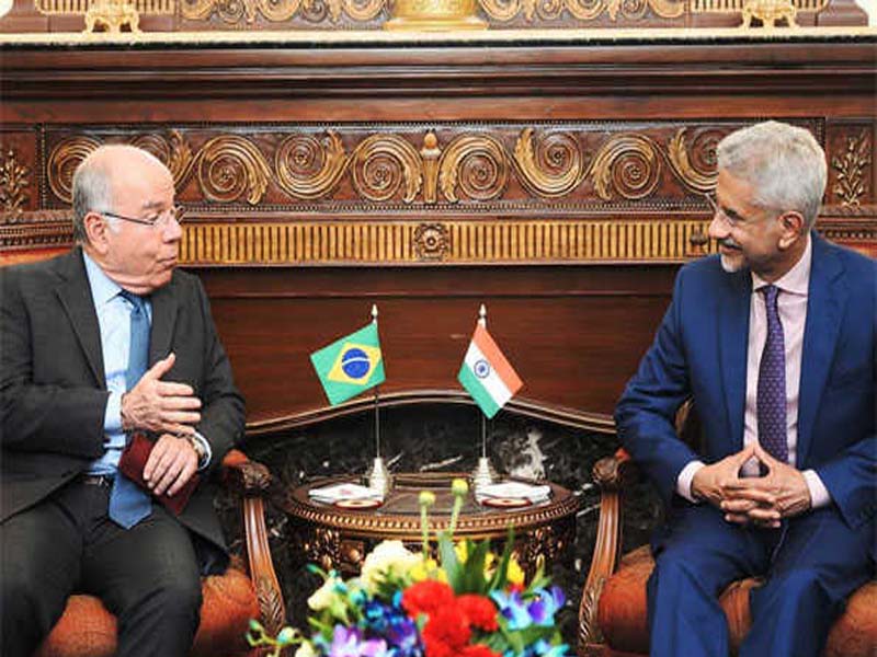 Discussing bilateral matters, EAM and Brazilian FM co-chair the 9th Joint Commission Meeting.