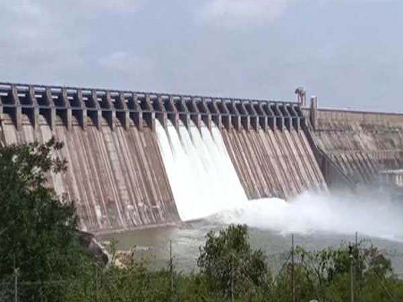 Heavy influx into the N. S. Project; water released by lifting the crest gates