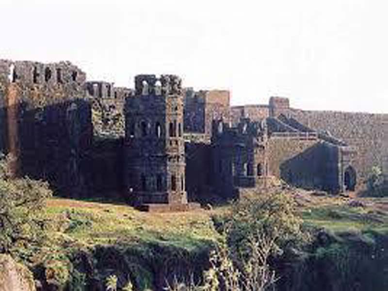 Chhatrapati Shivaji’s forts are rich in historical significance as well as architecture: Maha CM