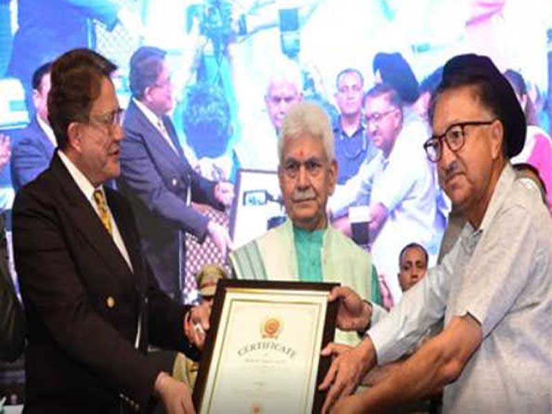 Hope to see J&K emerge as India’s premier art cities: LG Sinha