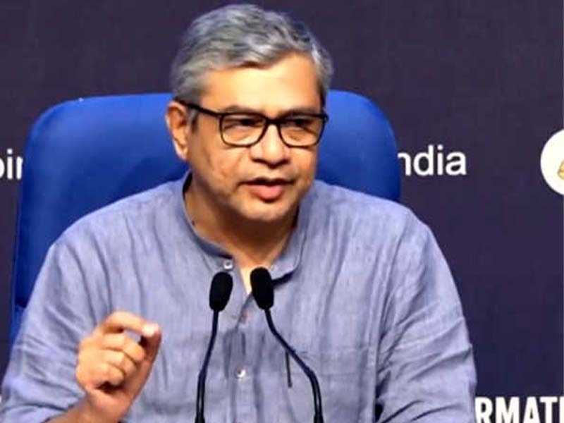 Cabinet approves eight Rs. 51,000 crore highway projects.