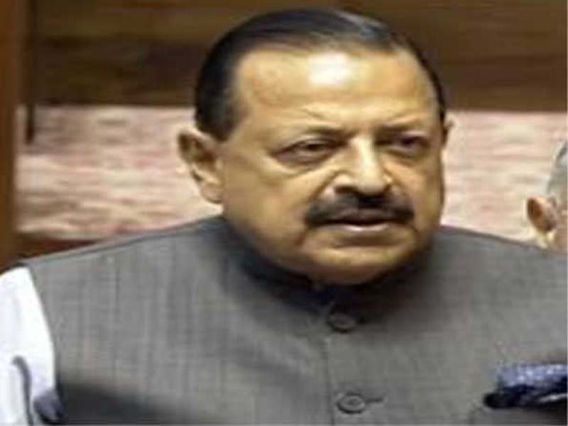 Nine nuclear reactors with a 7,300 MW capacity are currently being built. Government