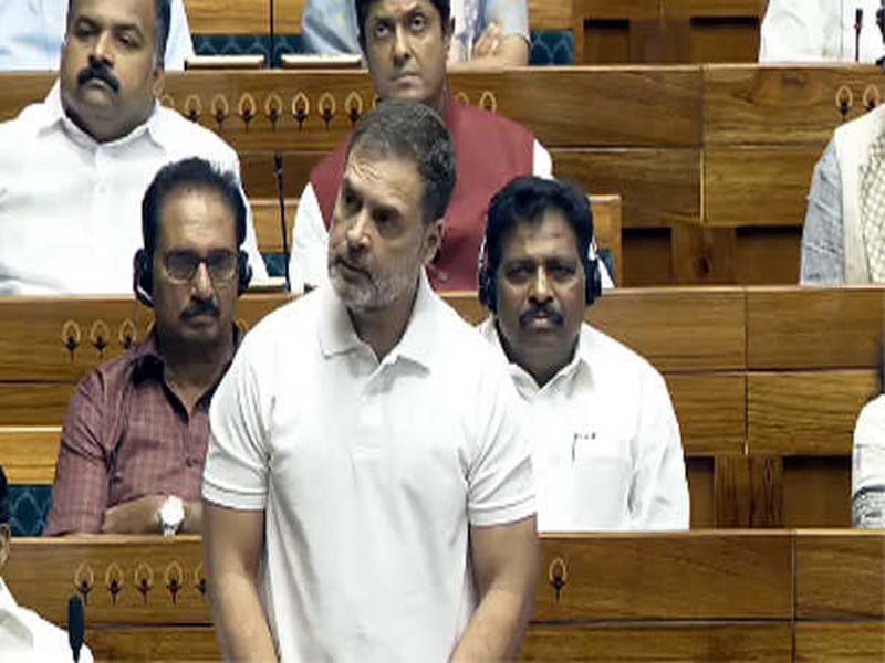Rahul thanks the military for conducting rescue operations in the Wayanad area, which has been affected by landslides.